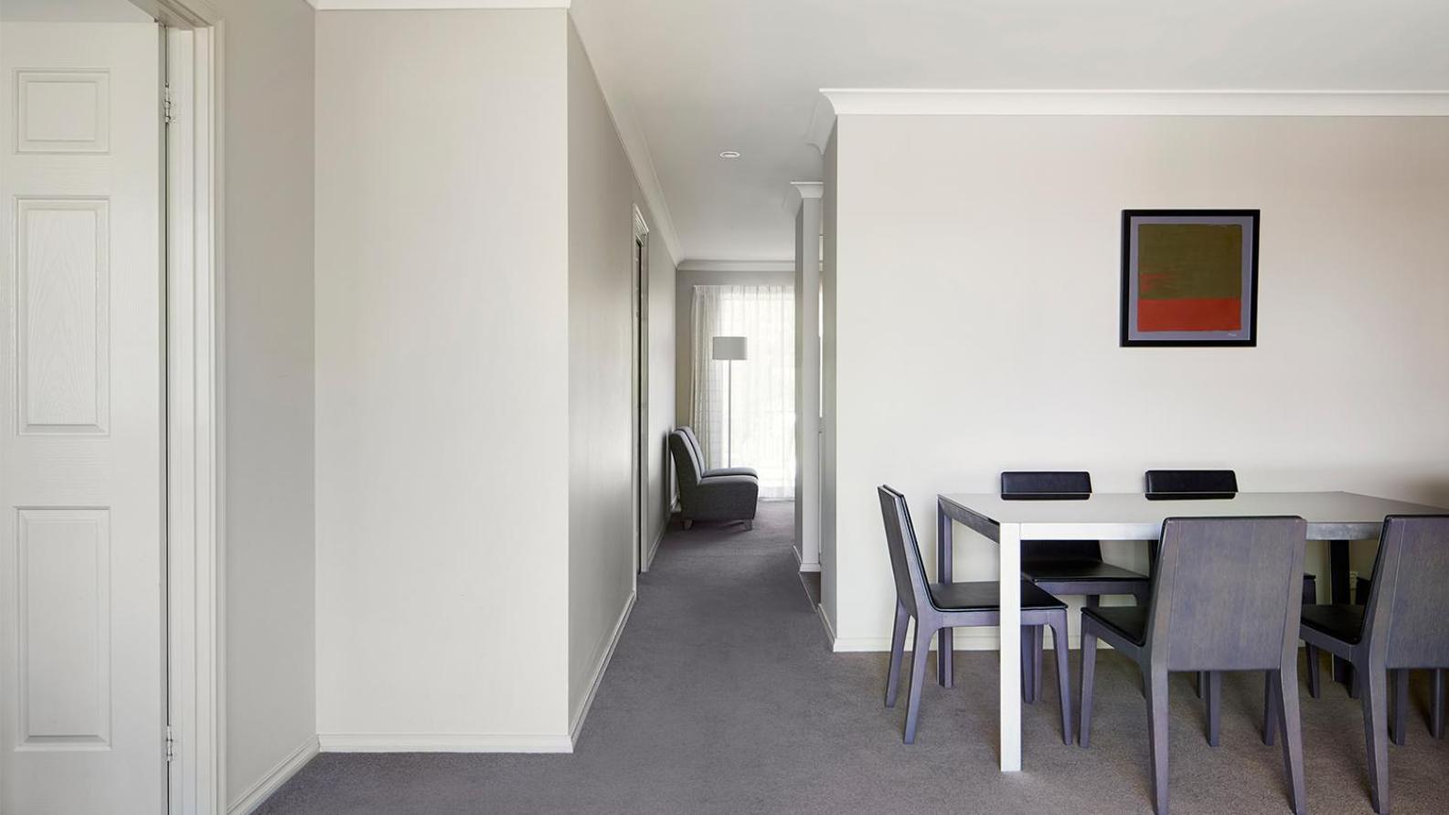Pinnacle Apartments Канбера Екстериор снимка