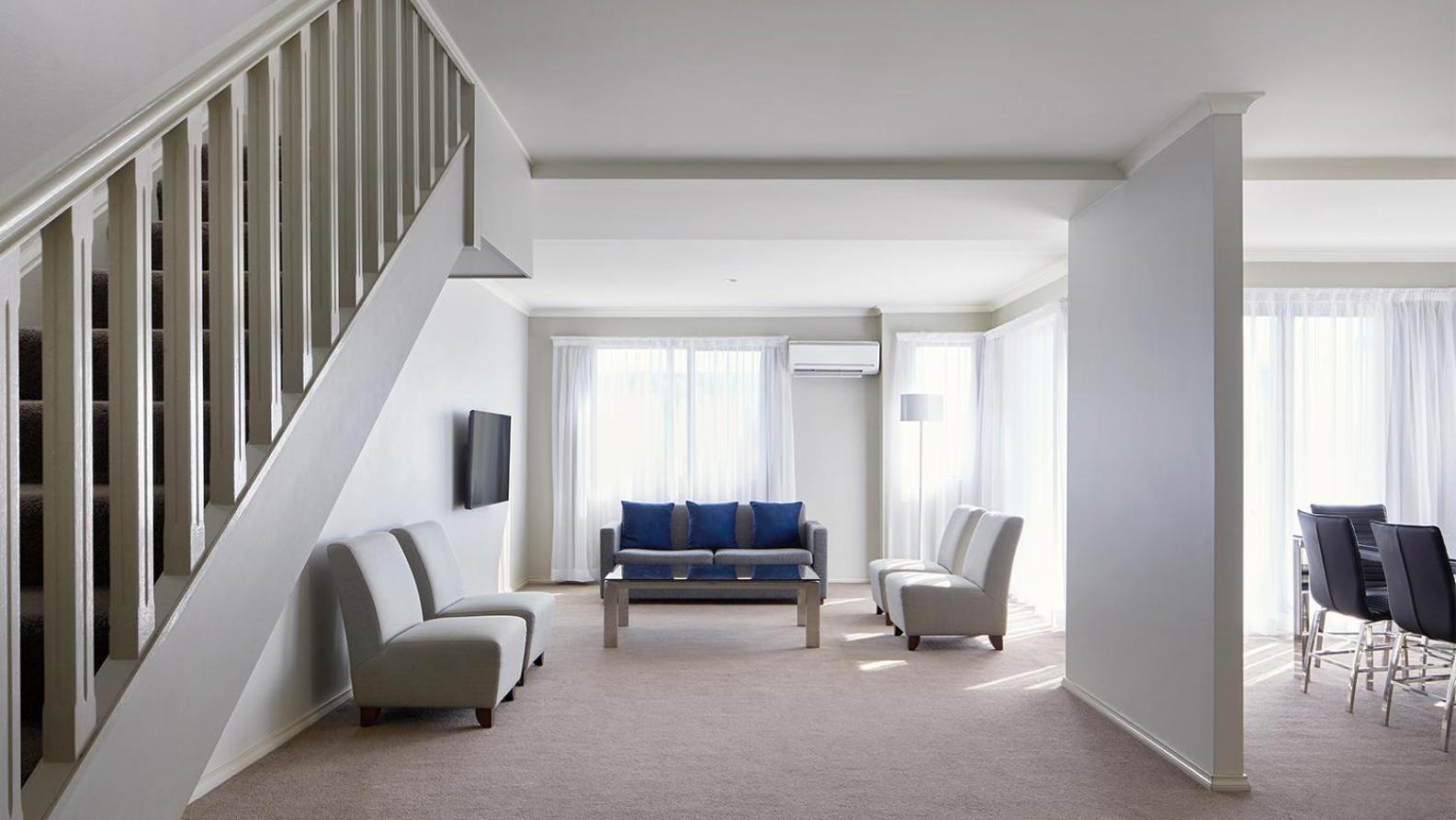 Pinnacle Apartments Канбера Екстериор снимка