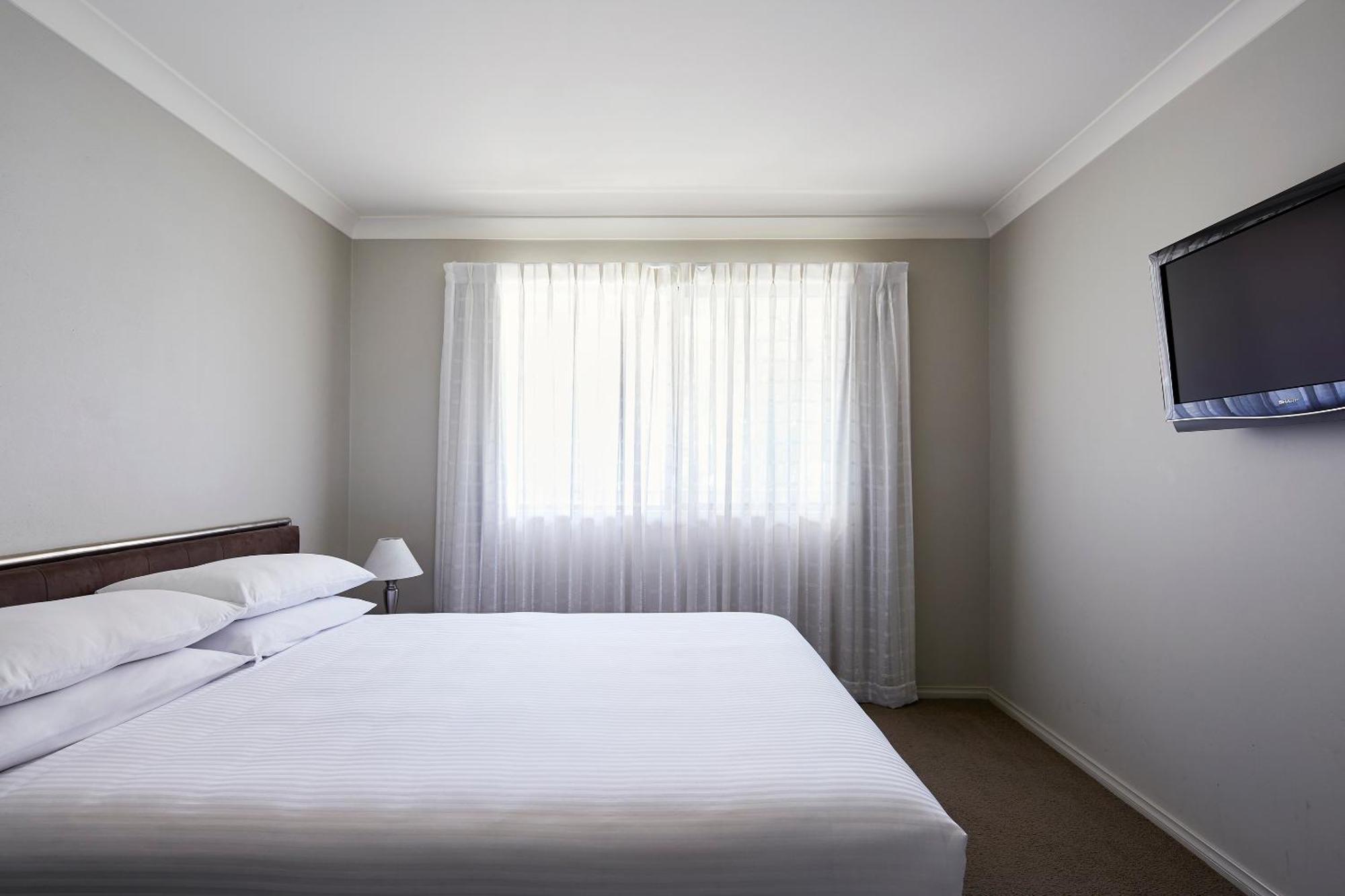 Pinnacle Apartments Канбера Екстериор снимка
