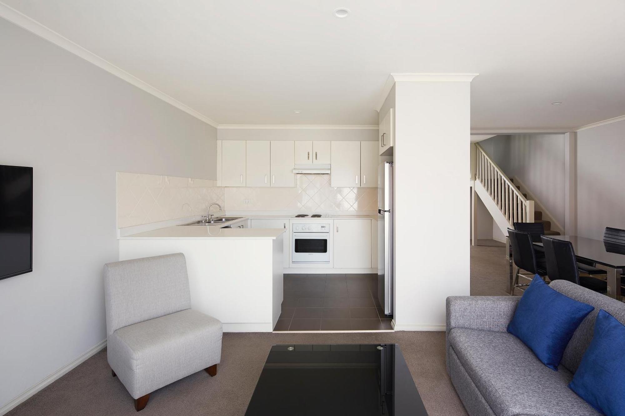 Pinnacle Apartments Канбера Екстериор снимка