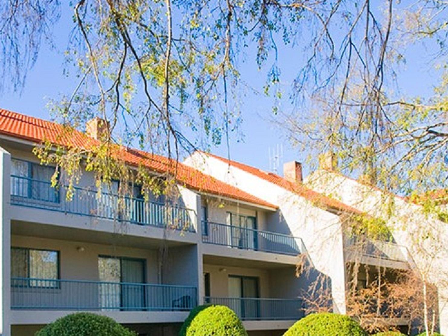 Pinnacle Apartments Канбера Екстериор снимка