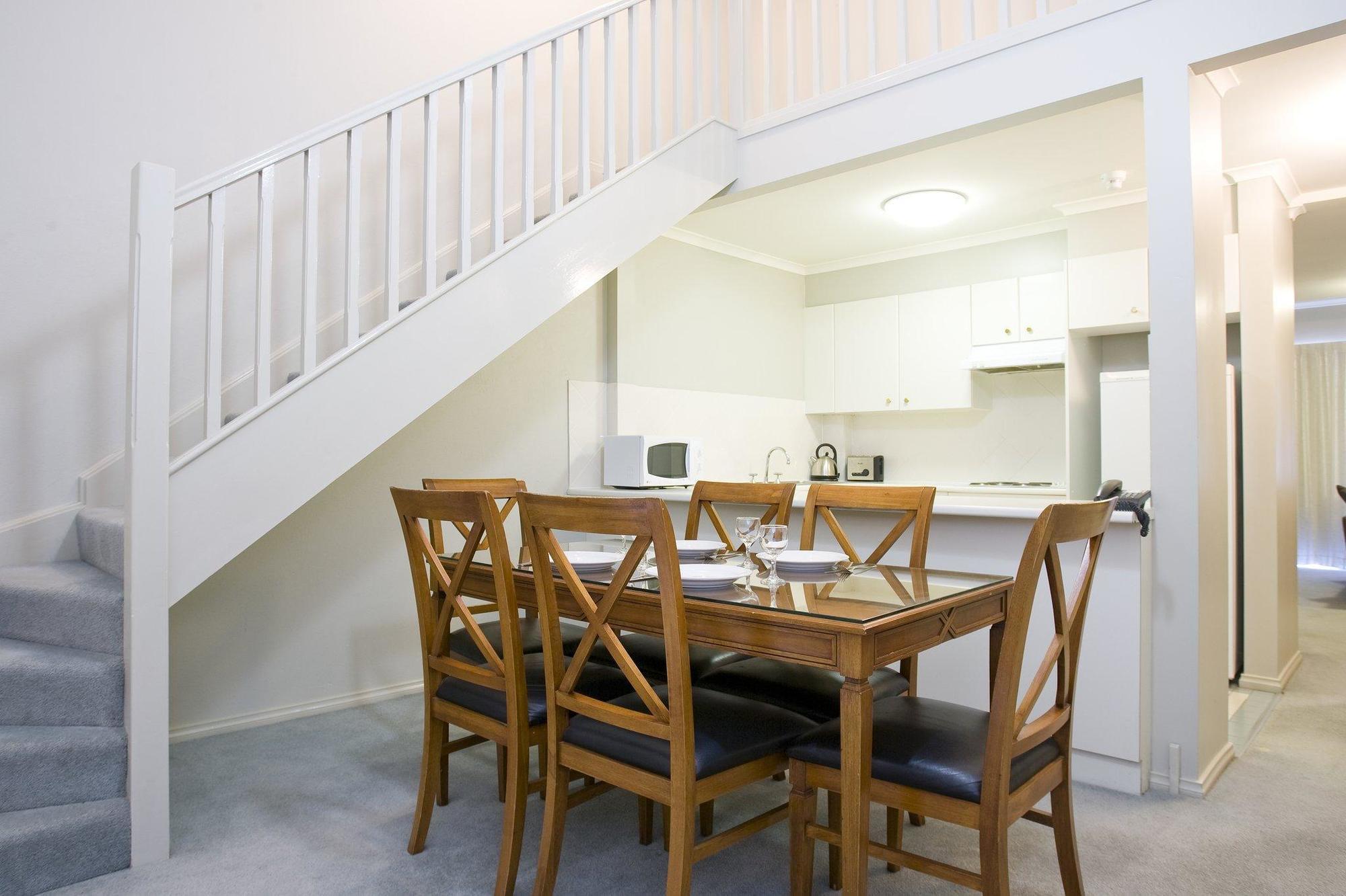 Pinnacle Apartments Канбера Екстериор снимка