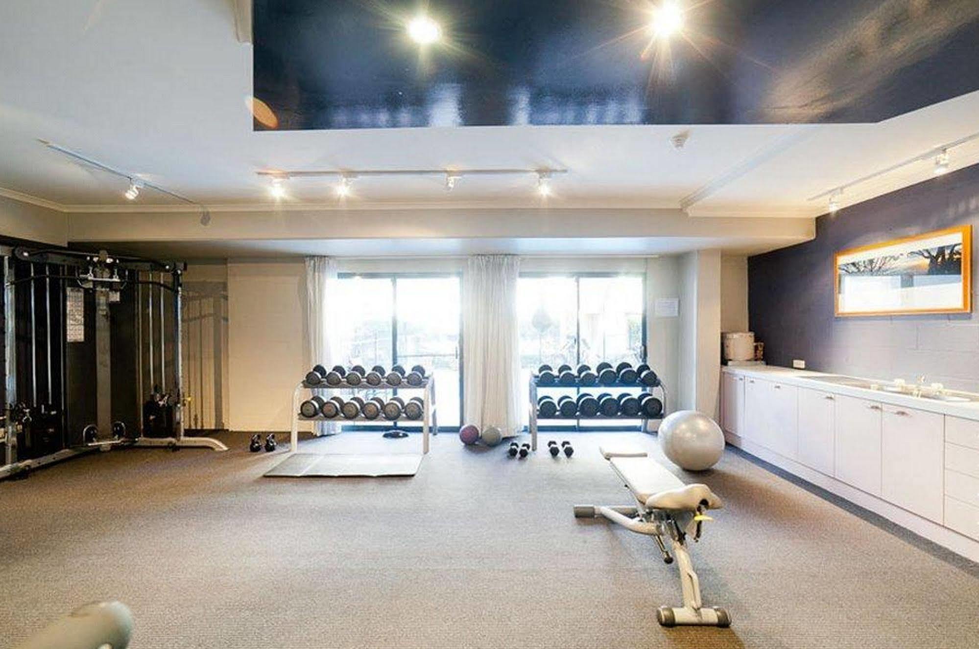 Pinnacle Apartments Канбера Екстериор снимка